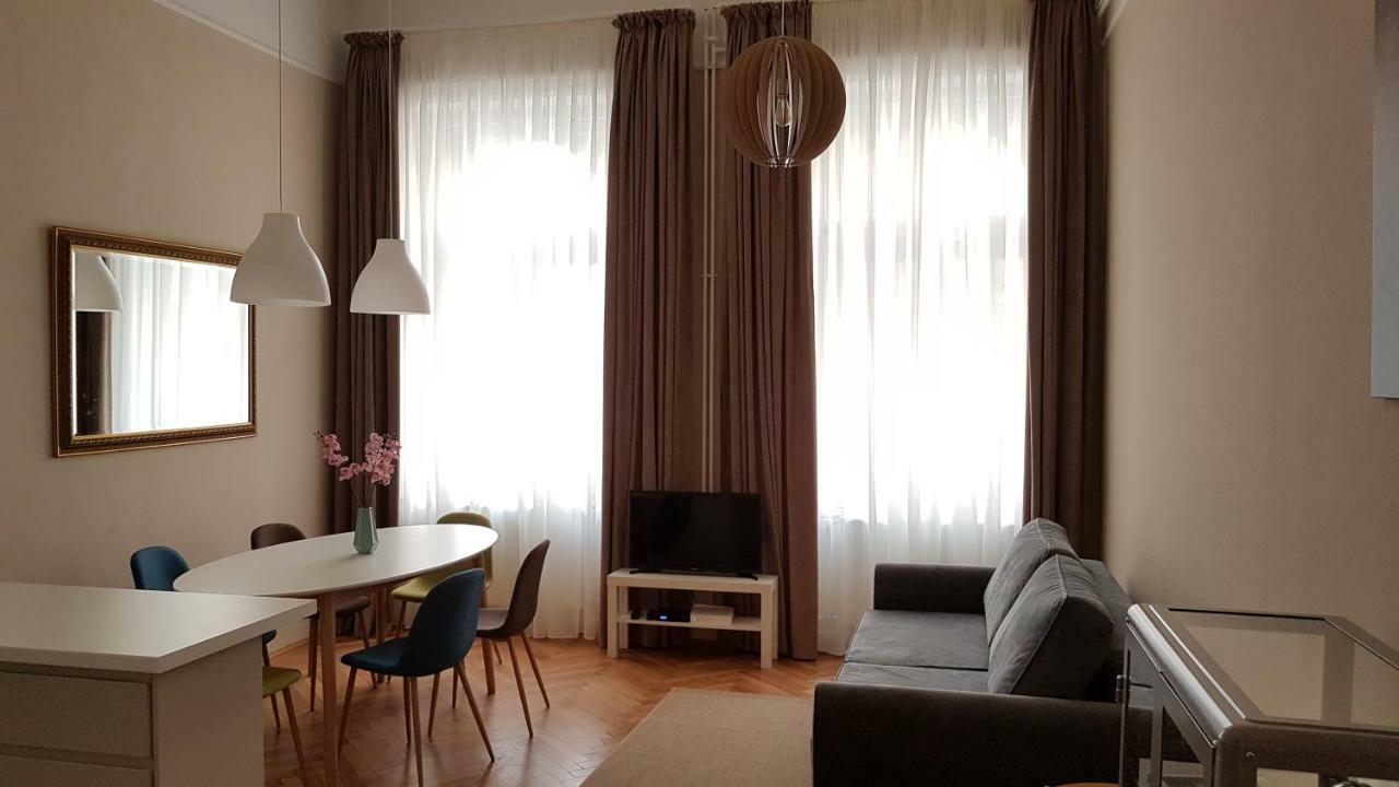 Cbs Apartments Budapest Eksteriør bilde