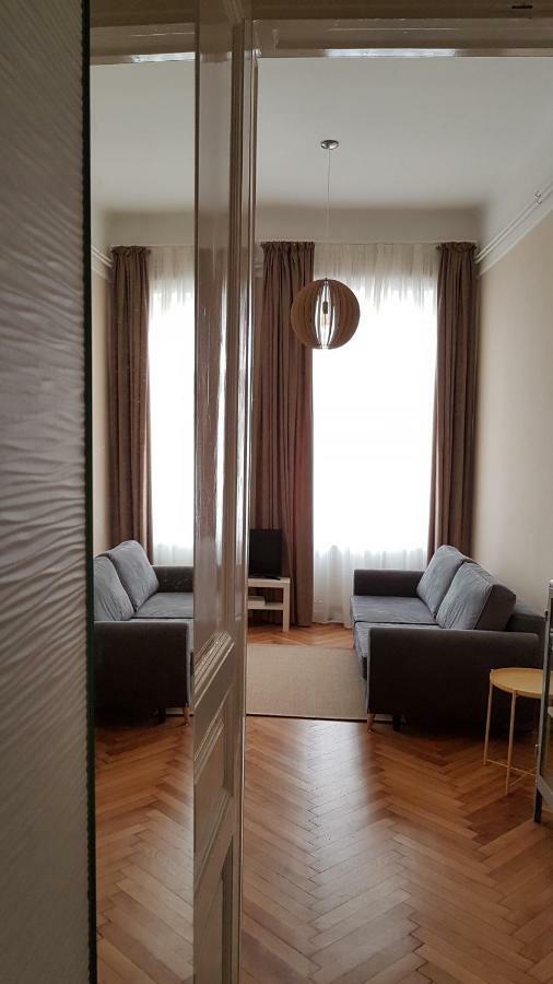 Cbs Apartments Budapest Eksteriør bilde