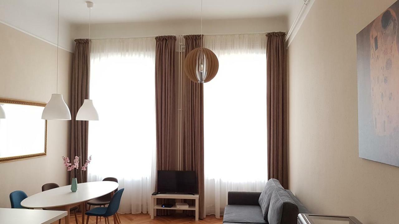 Cbs Apartments Budapest Eksteriør bilde
